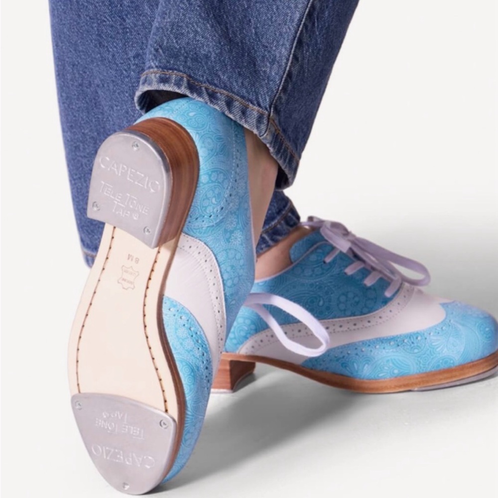 Capezio Roxy Limited Edition Tap Shoe NWT 🩵🤍🩵 - Picture 2 of 3